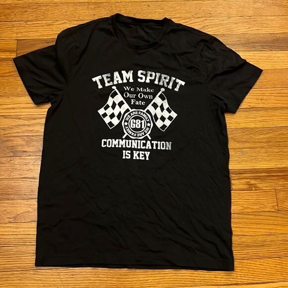 Giordano 2 tshirt L  - Picture 2 of 9